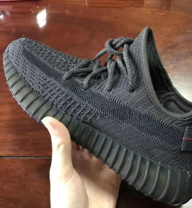 Exclusive GOD YEEZY 350 V2 Black WITH REAL PREMEKNIT FROM HUAYIYI WHICH OFFER PRIMEKNIT TO ADIDAS DIRECTLY READY TO SHIP