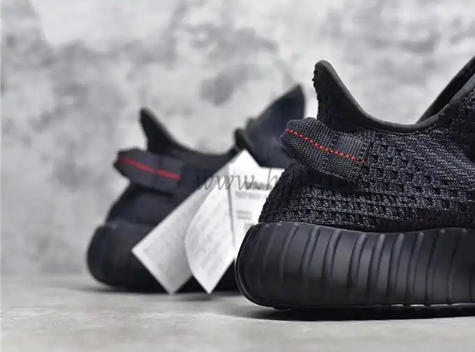 Exclusive GOD YEEZY 350 V2 Black WITH REAL PREMEKNIT FROM HUAYIYI WHICH OFFER PRIMEKNIT TO ADIDAS DIRECTLY READY TO SHIP