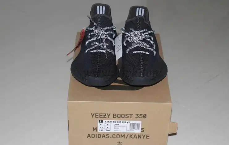 Exclusive GOD YEEZY 350 V2 Black WITH REAL PREMEKNIT FROM HUAYIYI WHICH OFFER PRIMEKNIT TO ADIDAS DIRECTLY READY TO SHIP