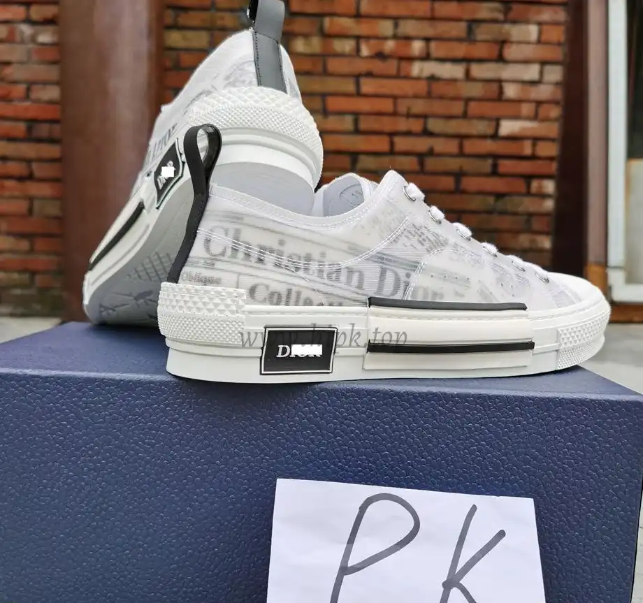 PK God Di*R retail version b23 low topWhite Canvas AND DANIEL ARSHAM Motif come with retail materials total ready to ship