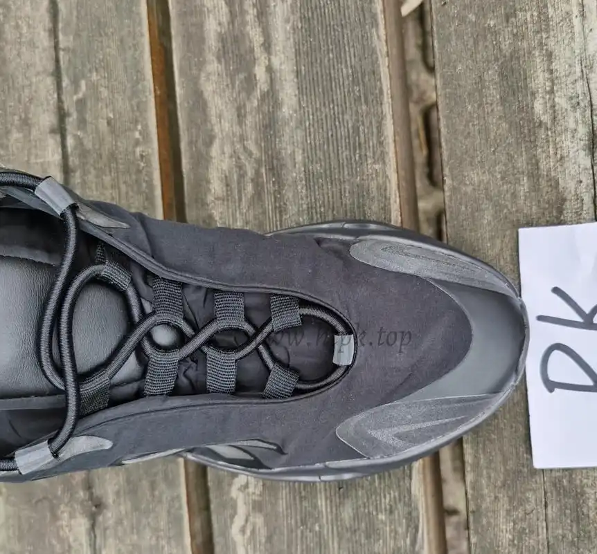 PKGod yeezy boost 700 MNVN black retail materials ready to ship