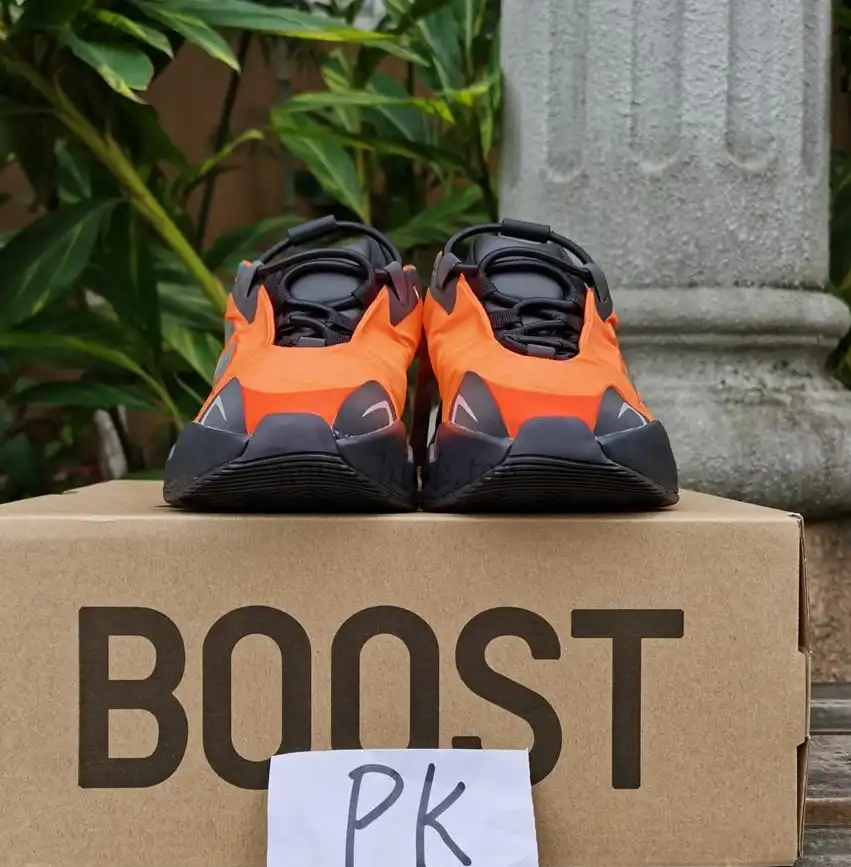 PKGod yeezy boost 700 MNVN orangeretail materials ready to ship