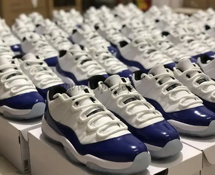 PKGOD Air Jordan 11 Low WMNS “Concord”retail materials ready to ship