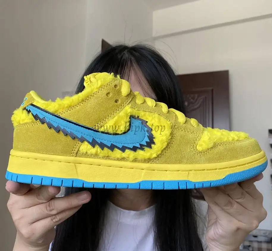 PKGOD exclusive Grateful Dead X SB dunk low pro Opti Yellow ready to ship