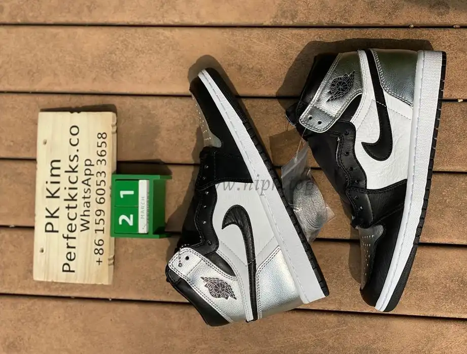 Pk god air Jordan 1 OG retro silver toe retail materials ready on March 10th