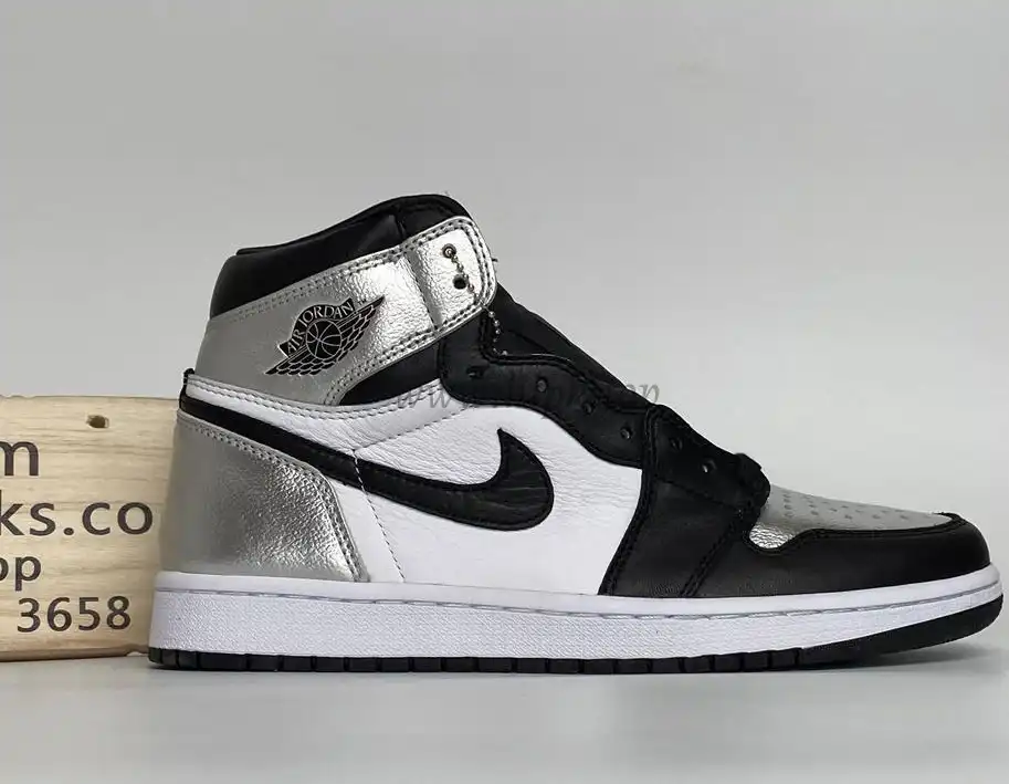 Pk god air Jordan 1 OG retro silver toe retail materials ready on March 10th