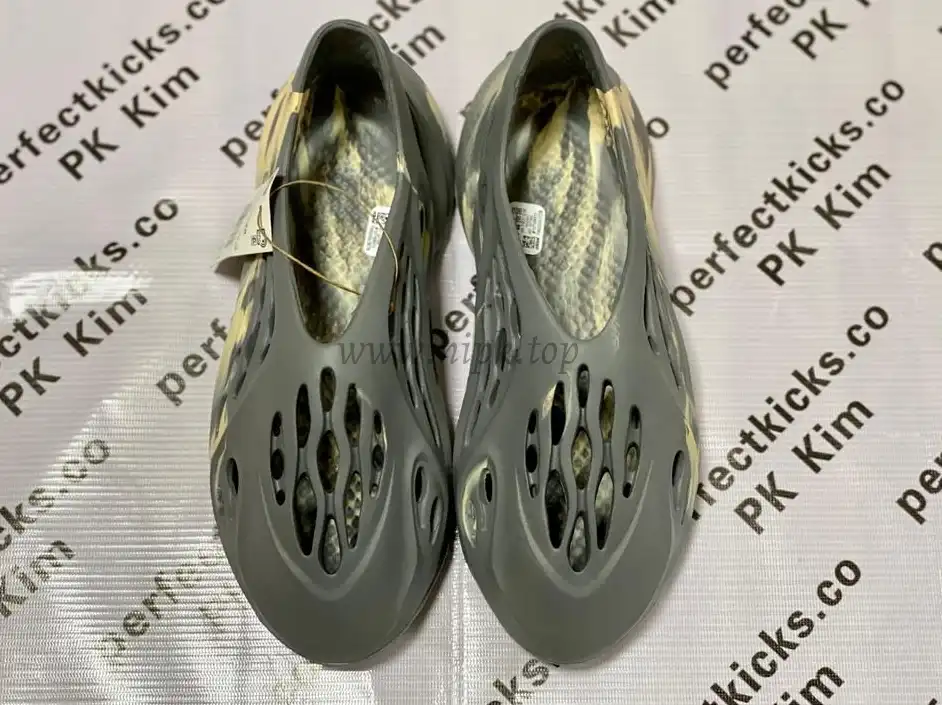 Pk God yeezy foam runner MXT moon grey retail materials ready on May 15th