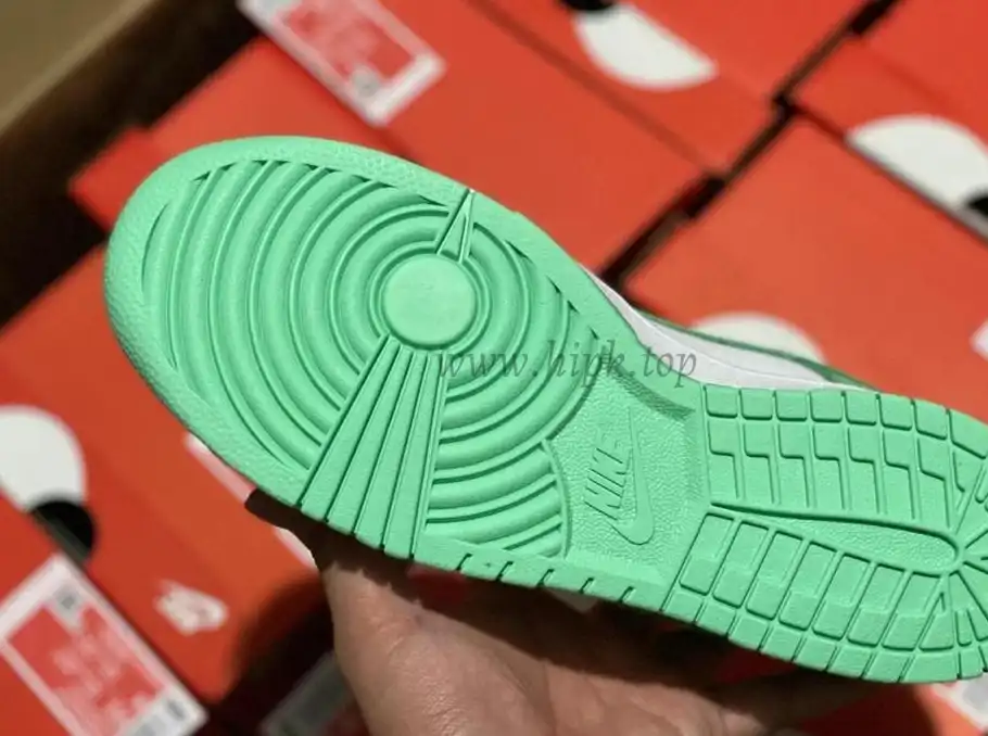 PK GOD nike dunk low Green Glow retail materials ready to ship