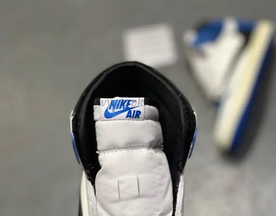 PK 4.0 Travis Scott X Fragment X Air Jordan 1 High OG retail materials ready to ship