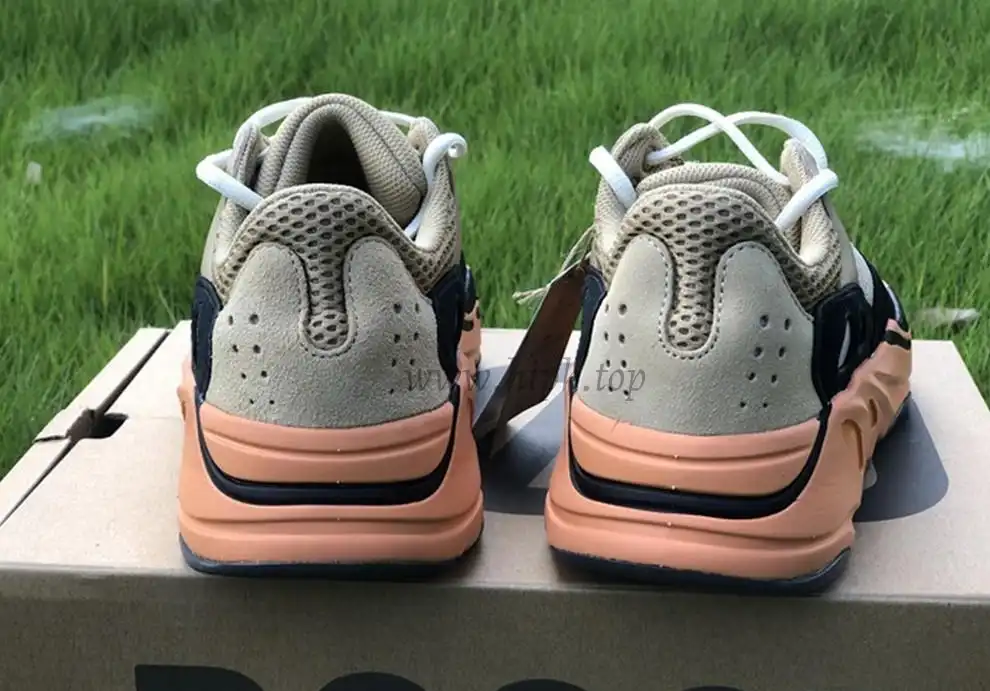 PK GOD Yeezy 700 “Enflame Amber”retail materials ready to ship