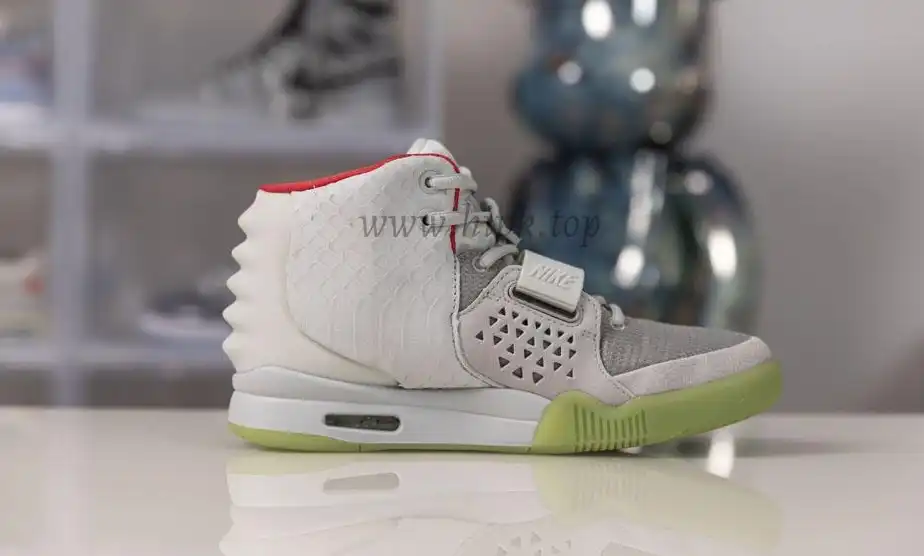 God Air Yeezy 2 Wolf Grey  Pure Platinum Real materials Limited pairs