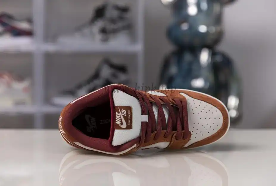 PK God Nike SB dunk Low Russet Cedar retail materials ready to ship