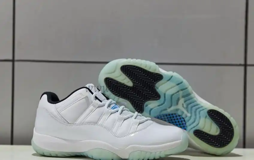 Authentic Air Jordan 11 Low Columbia