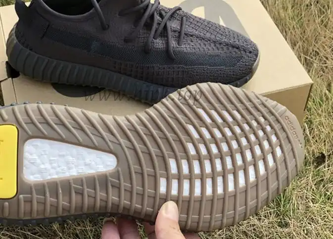 EXCLUSIVE PK GOD YEEZY 350 V2 CINDER3M WITH REAL PREMEKNIT FROM HUAYIYI WHICH OFFER PRIMEKNIT TO ADIDAS DIRECTLY READY to ship