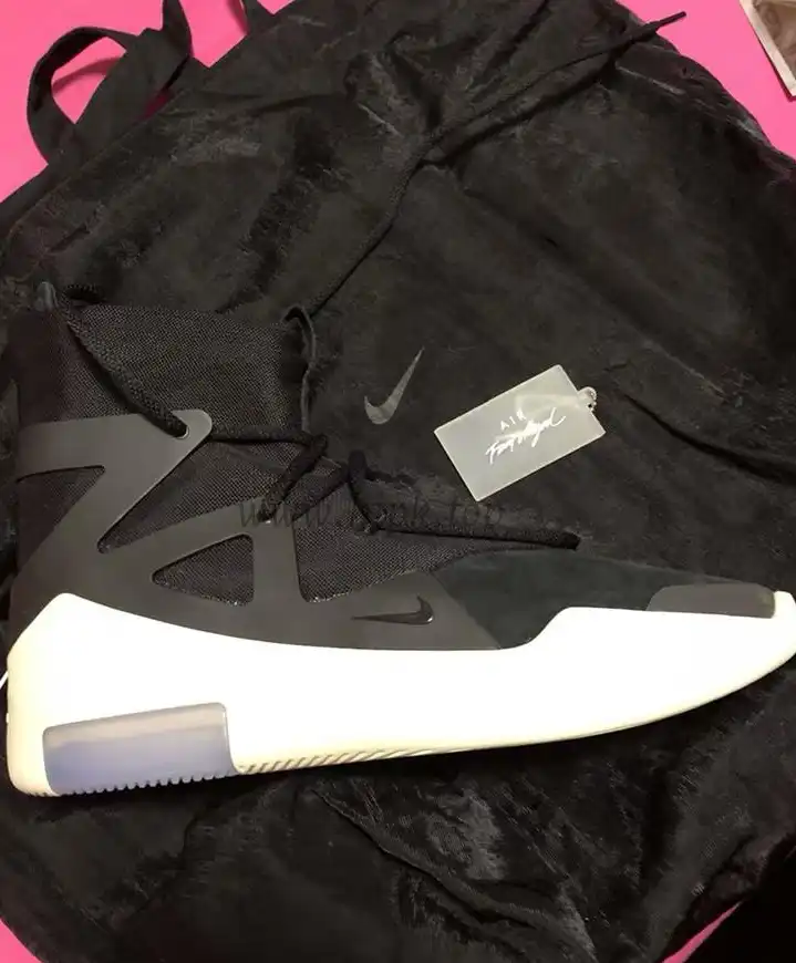 EXCLUSIVE RETAIL PK GOD NIKE AIR FEAR OF GOD 1 LIGHT BLACK BLACK AAR4237-001READY TO SHIP