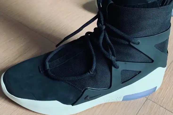 EXCLUSIVE RETAIL PK GOD NIKE AIR FEAR OF GOD 1 LIGHT BLACK BLACK AAR4237-001READY TO SHIP