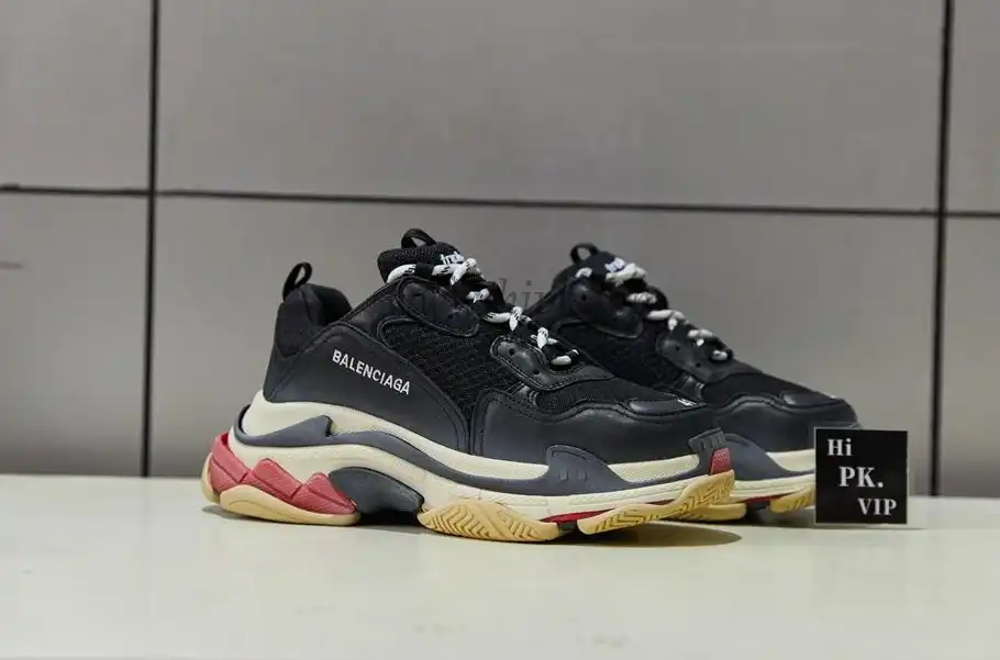 God Paris Triple S Trainer Bred