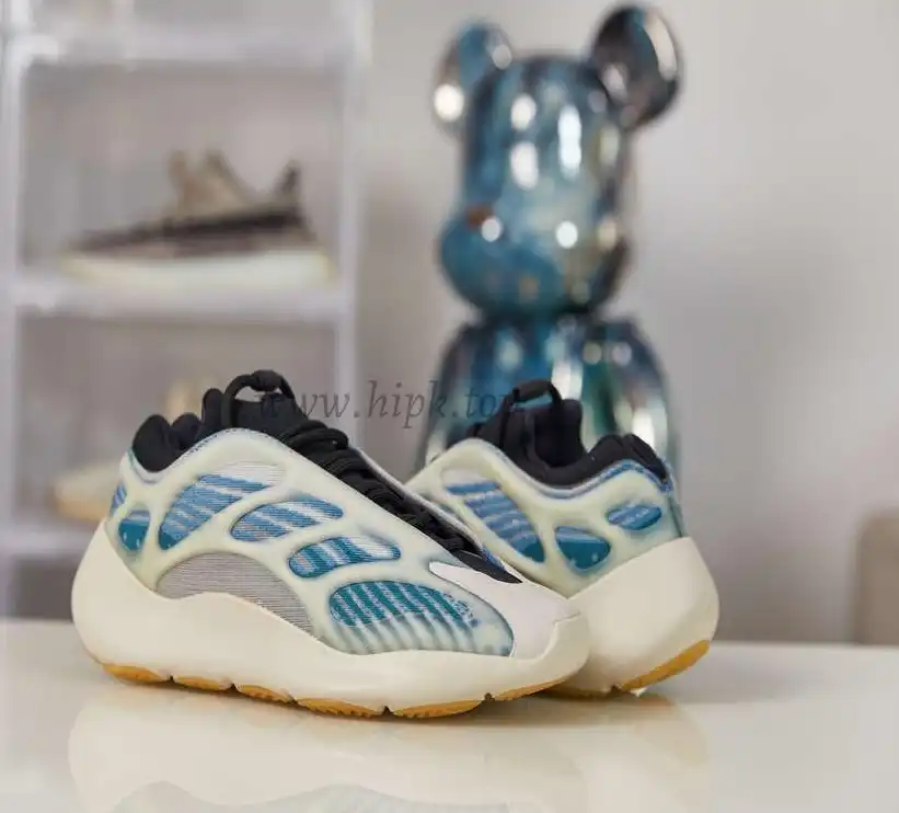 PK GOD ADIDAS YEEZY 700 V3 KYANITE RETAIL MATERIALS READY TO SHIP