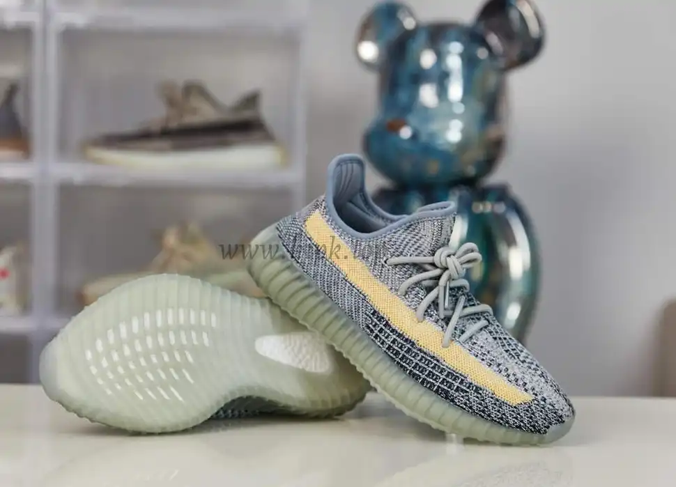 PK GOD ADIDAS YEEZY BOOST 350 V2 ASH BLUE RETAIL MATERIALS READY TO SHIP