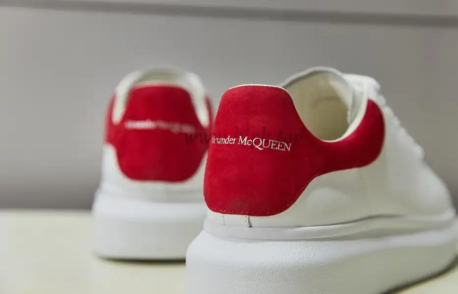 PK GOD ALXNDER MC MCQUEEN RED heel best version ready to ship