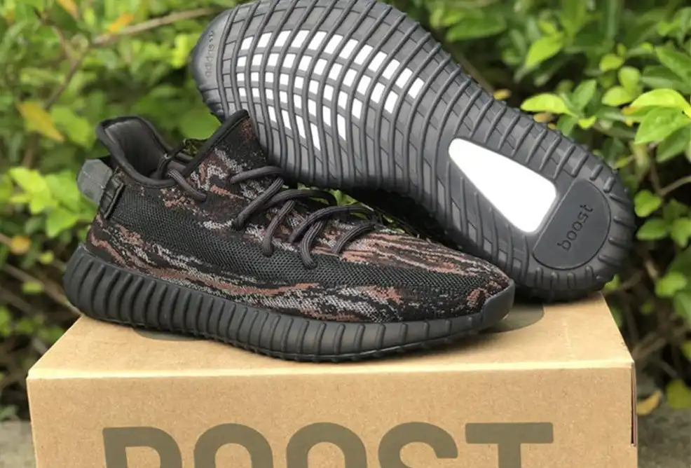 PK GOD adidas Yeezy Boost 350 V2 “MX Rock”Retail materials ready to ship