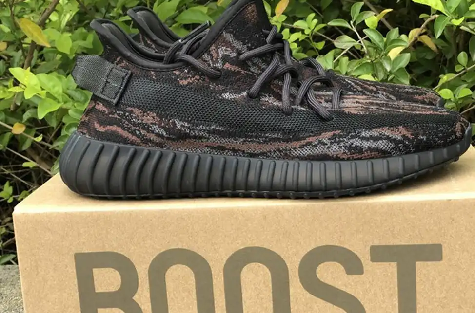 PK GOD adidas Yeezy Boost 350 V2 “MX Rock”Retail materials ready to ship