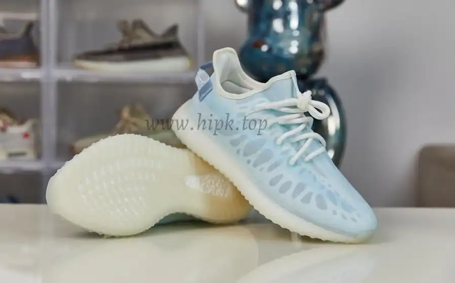 PK God adidas Yeezy Boost 350 V2 Mono Ice Retail materials ready to ship