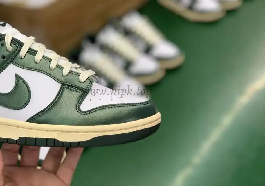 PK god Nike dunk low vintage green retail materials ready to ship