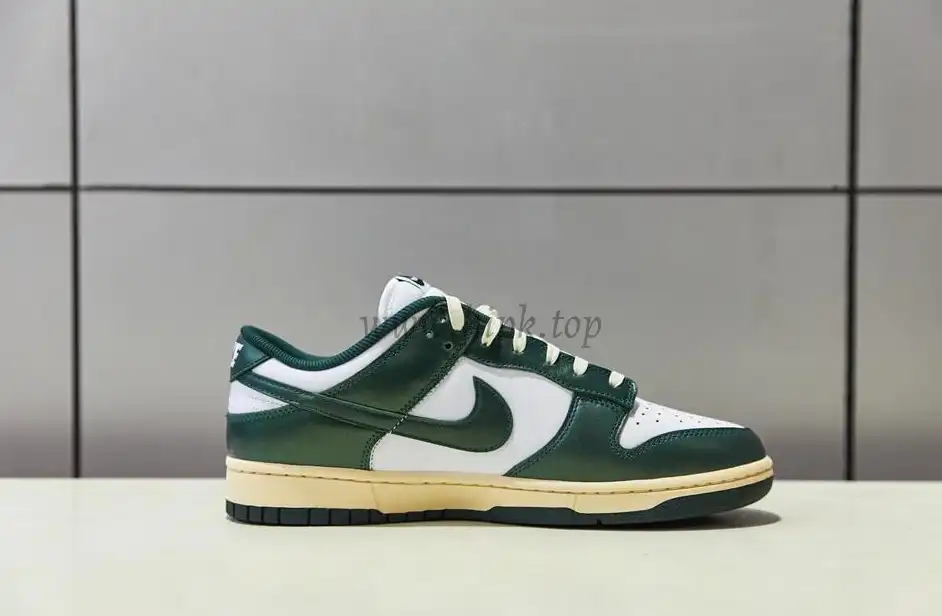 PK god Nike dunk low vintage green retail materials ready to ship