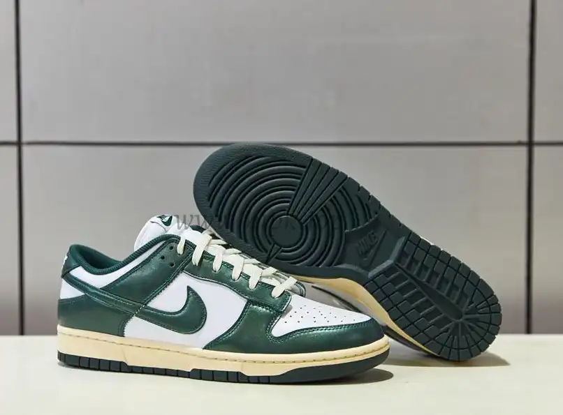 PK god Nike dunk low vintage green retail materials ready to ship