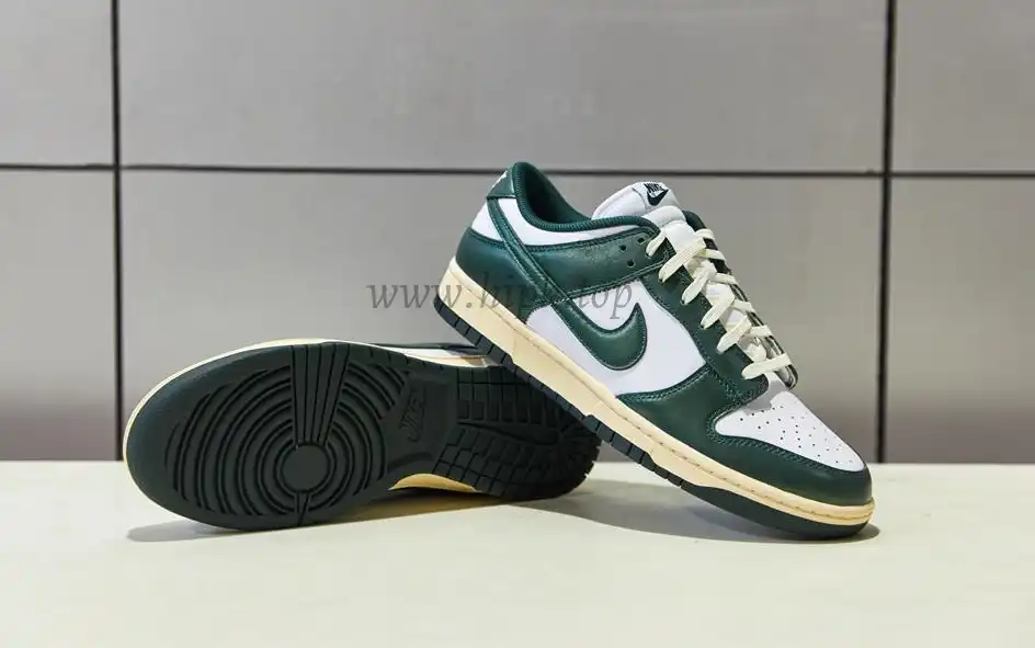 PK god Nike dunk low vintage green retail materials ready to ship