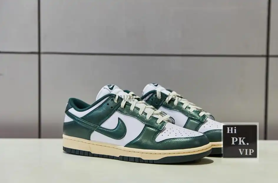 PK god Nike dunk low vintage green retail materials ready to ship