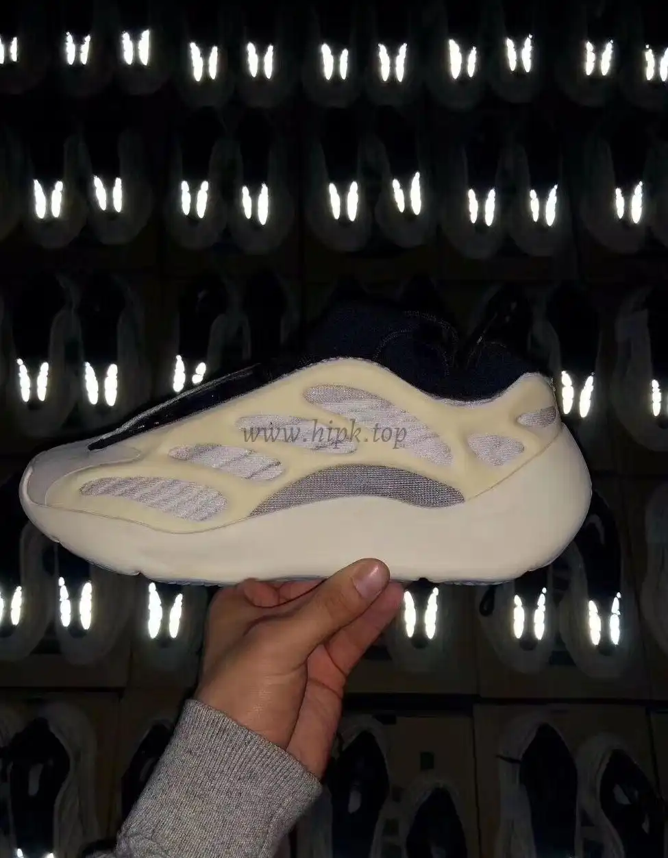 Pk God exclusive yeezy 700 V3 Azael retail materials ready to ship