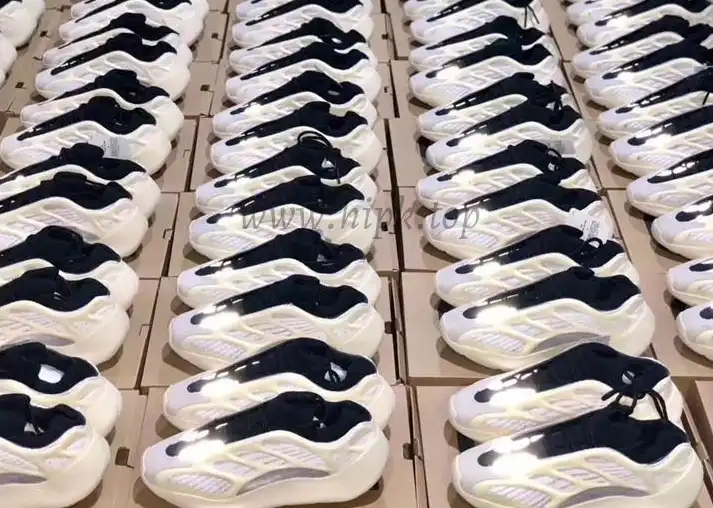 Pk God exclusive yeezy 700 V3 Azael retail materials ready to ship