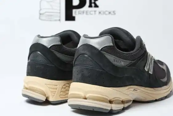 PK GOD New Balance 2002R Black Dark Grey RETAIL MATERIALS READY TO SHIP