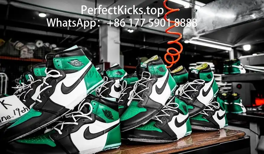 PK GOD Jordan 1 Retro High Pine Green RETAIL MATERIALS READY TO SHIP