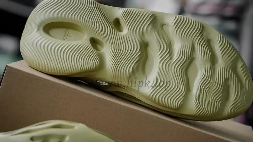 PK GOD adidas Yeezy Foam RNNR Sulfur RETAIL MATERIALS READY TO SHIP