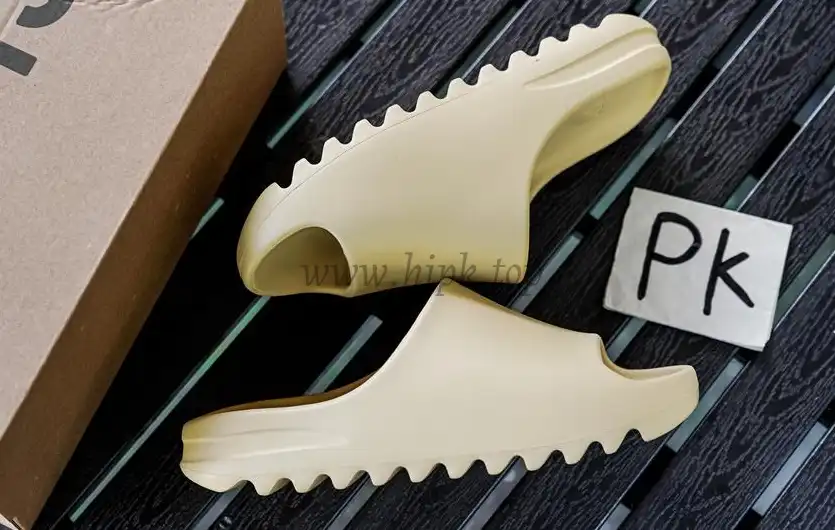 PK GOD adidas Yeezy SlideDesert Sand RETAIL MATERIALS READY TO SHIP