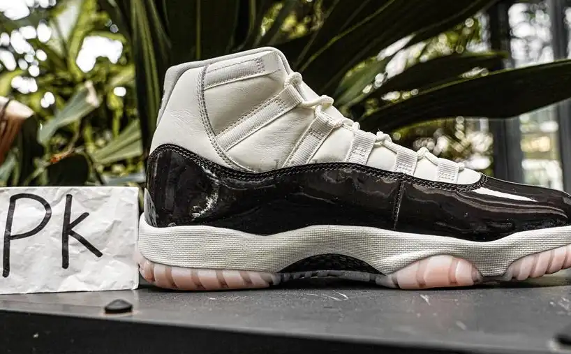 PK GOD Jordan Air Jordan 11 Retro White Black RETAIL MATERIALS READY TO SHIP