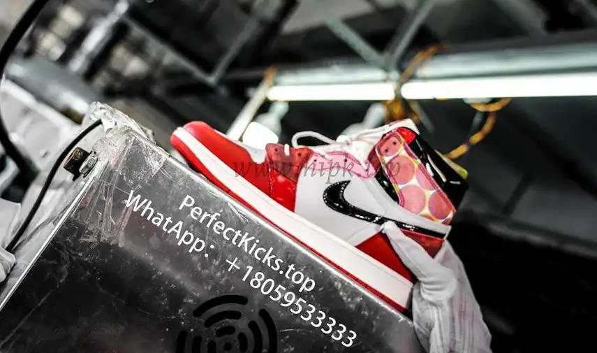 PK 4.0 Jordan 1 Retro High OGSpider-Man Across the Spider-Verse RETAIL MATERIALS READY TO SHIP