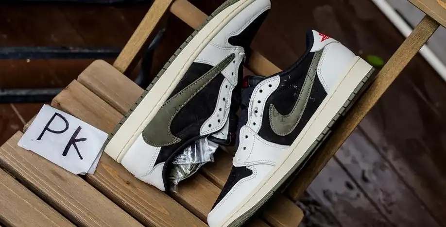 PK 4.0 Jordan 1 Retro Low OG SP Travis Scott 4.0 Olive RETAIL MATERIALS READY TO SHIP