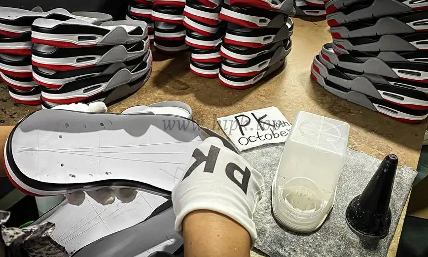 PK GOD Jordan 4 Retro Bred RETAIL MATERIALS READY TO SHIP