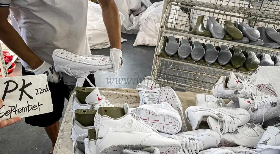 PK GOD Jordan 4 Retro White Oreo RETAIL MATERIALS READY TO SHIP