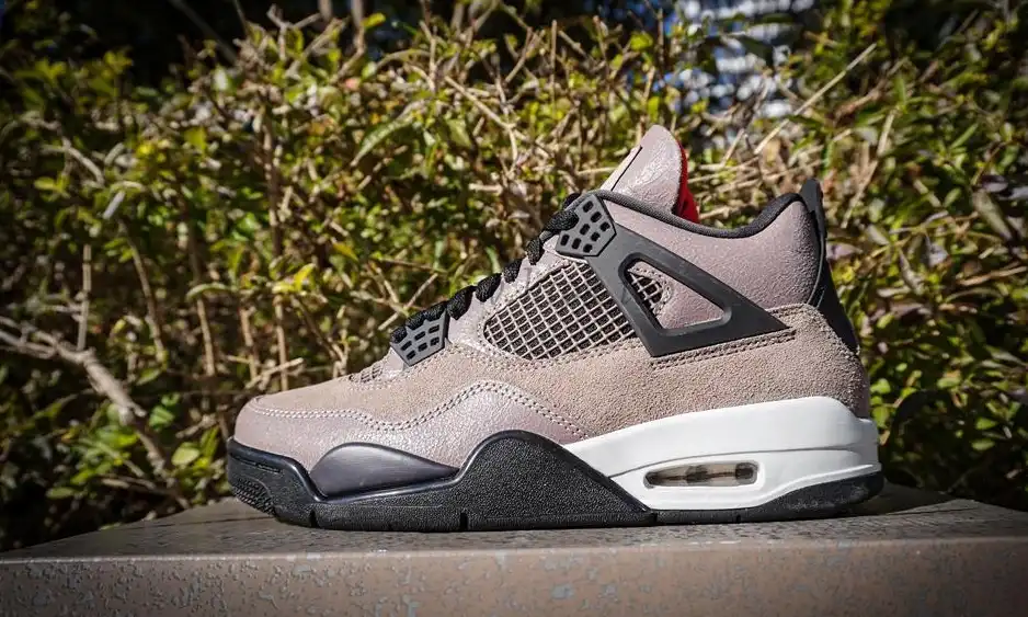 PK god Jordan 4 RetroTaupe Haze RETAIL MATERIALS READY TO SHIP