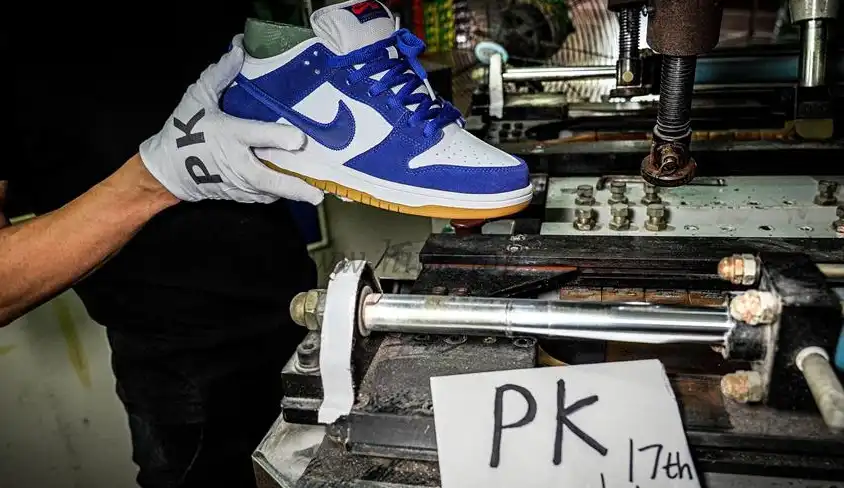 PK GOD Dunk Low Los Angeles Dodgers RETAIL MATERIALS READY TO SHIP