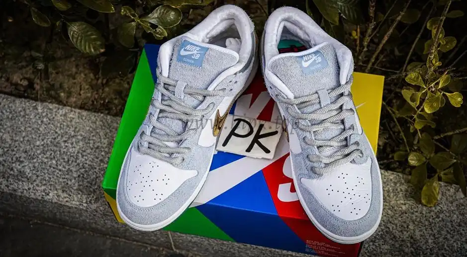 PK God Nike Sb dunk low X Sean Cliver holiday special retail materials ready to ship