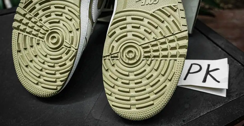 PK 4.0 Jordan 1 Retro Low Golf Travis Scott Neutral Olive RETAIL MATERIALS READY TO SHIP