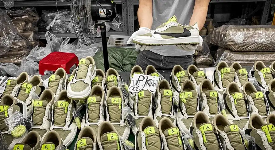 PK 4.0 Jordan 1 Retro Low Golf Travis Scott Neutral Olive RETAIL MATERIALS READY TO SHIP