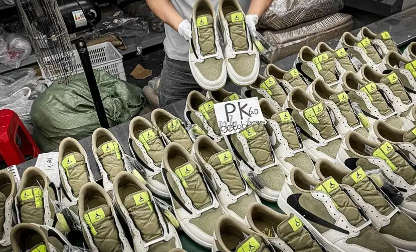 PK 4.0 Jordan 1 Retro Low Golf Travis Scott Neutral Olive RETAIL MATERIALS READY TO SHIP