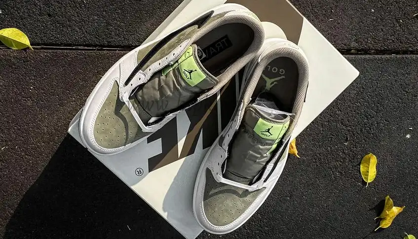 PK 4.0 Jordan 1 Retro Low Golf Travis Scott Neutral Olive RETAIL MATERIALS READY TO SHIP